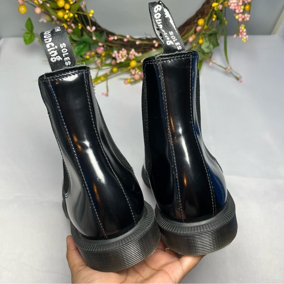DR. MARTENS Flora Polished Smooth Chelsea Boot Size 7 - Picture 9 of 14